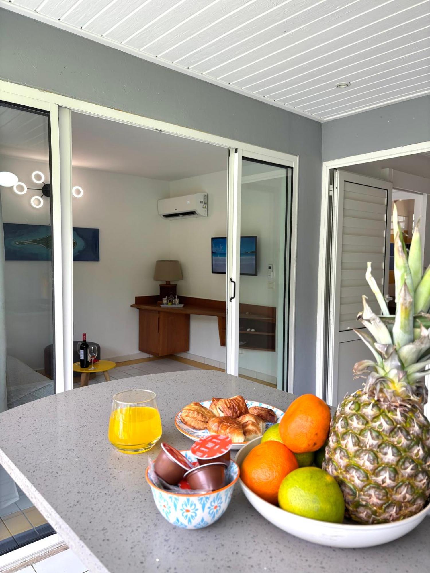 La Ruche De Maia - Blue Dream Beach - Piscine - Jardin - Plage Grand-Bourg  Dış mekan fotoğraf
